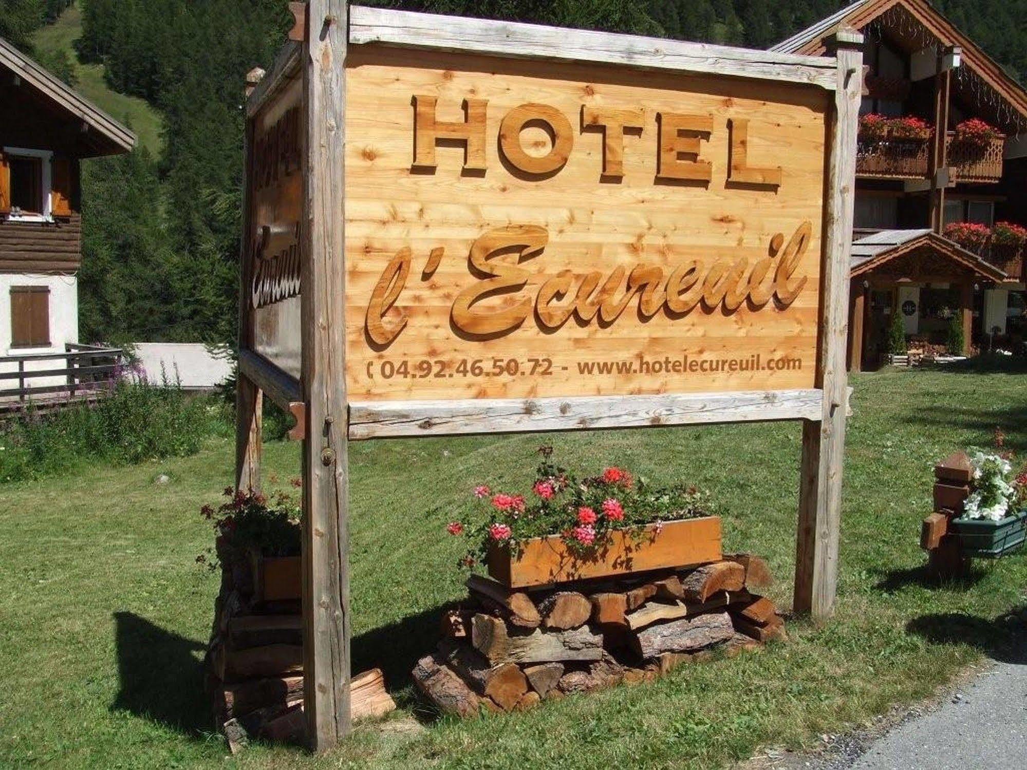 Hotel Ecureuil Vars  Ngoại thất bức ảnh